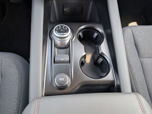 New 2026 Ford Explorer Active RWD image 16