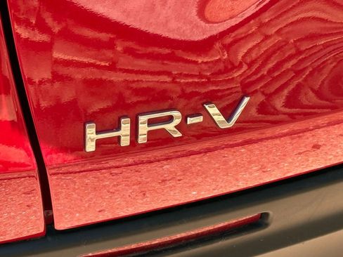Used 2024 Honda HR-V Sport image 8