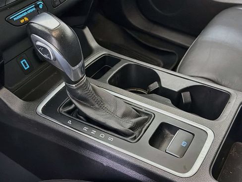 Used 2019 Ford Escape Titanium AWD/4WD image 20