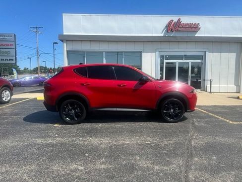 Used 2024 Dodge Hornet GT w/ GT Blacktop Package AWD/4WD image 11