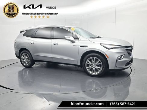 Used 2022 Buick Enclave Premium FWD image 1