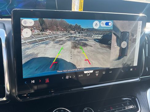 New 2026 Ford Expedition Platinum image 10