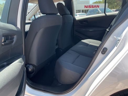 Used 2025 Toyota Corolla LE FWD image 13