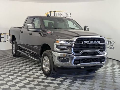 Certified 2026 RAM 2500 Big Horn AWD/4WD image 2