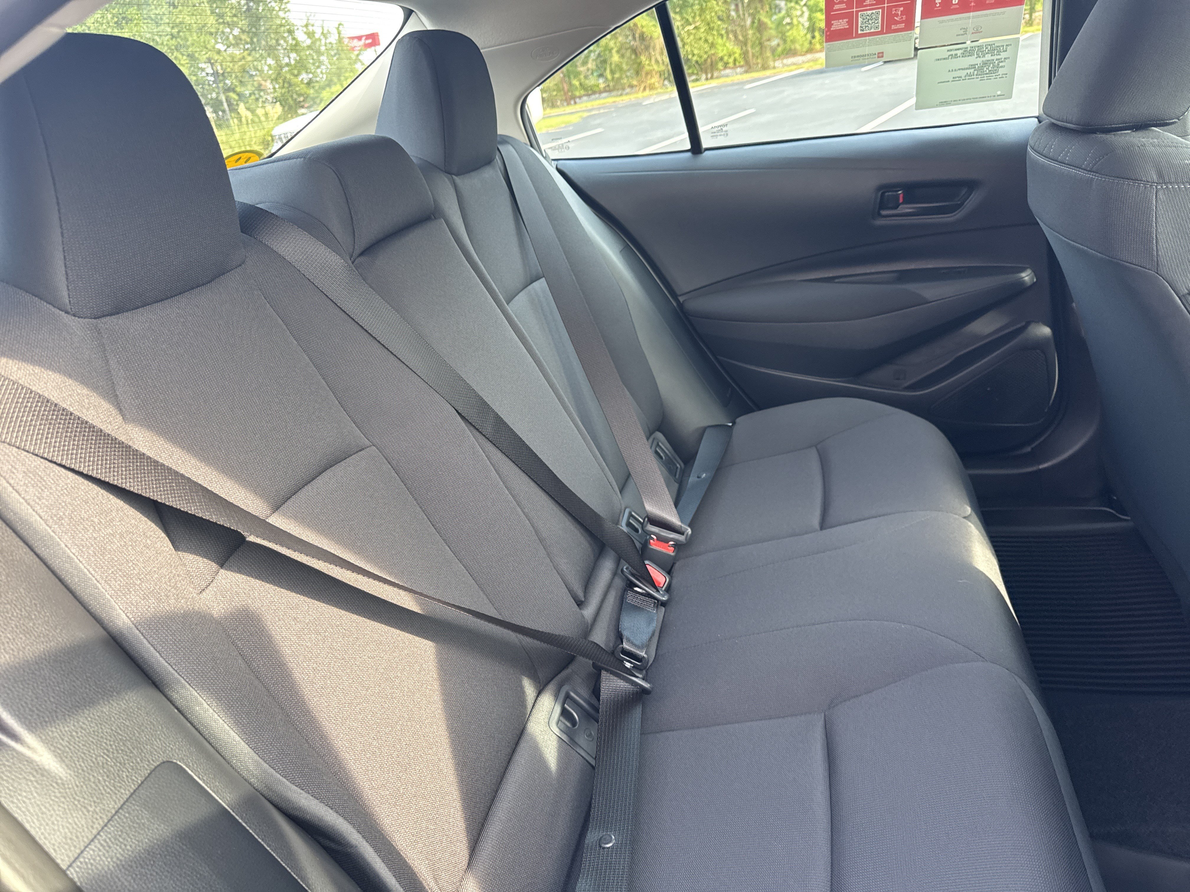 Used 2026 Toyota Corolla LE FWD image 30