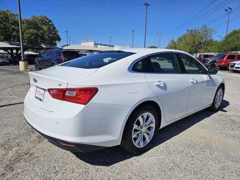 Used 2024 Chevrolet Malibu LT image 4