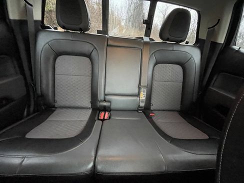 Used 2017 Chevrolet Colorado Z71 image 16