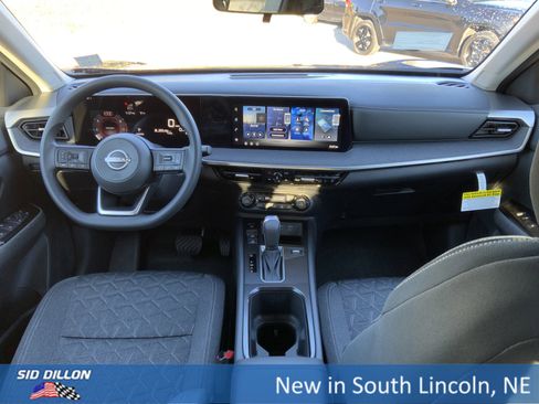 New 2026 Nissan Kicks SV w/ SV Premium Package image 5