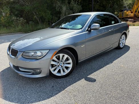 Used 2012 BMW 328i Convertible image 9