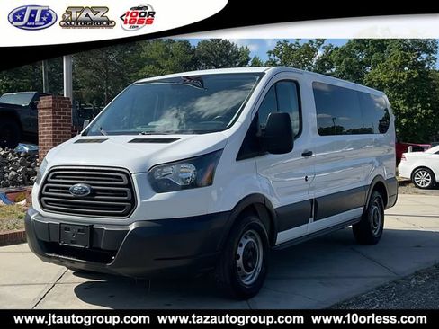 Used 2017 Ford Transit 150 XL RWD image 3