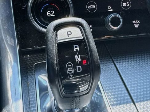 Used 2018 Land Rover Range Rover Sport Supercharged AWD/4WD image 16