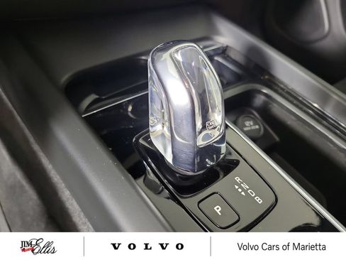 Used 2019 Volvo XC60 T8 R-Design w/ Protection Package Premier AWD/4WD image 33