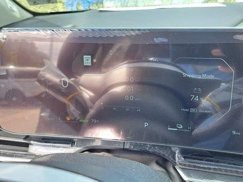 New 2026 Kia Carnival SX w/ SX Dark Edition Package FWD image 8