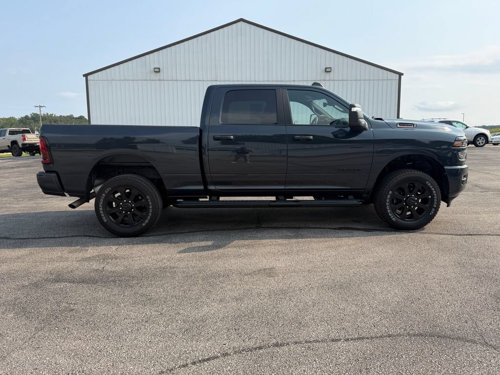 Used 2025 RAM 2500 Big Horn AWD/4WD image 4