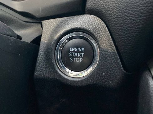 Used 2019 Toyota RAV4 XLE Premium FWD image 23