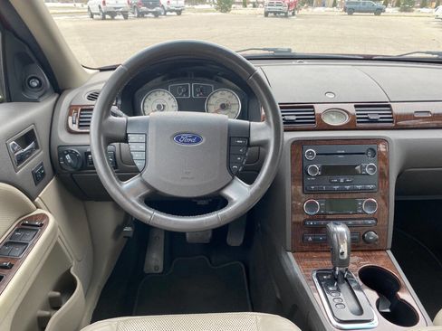 Used 2009 Ford Taurus Limited image 20