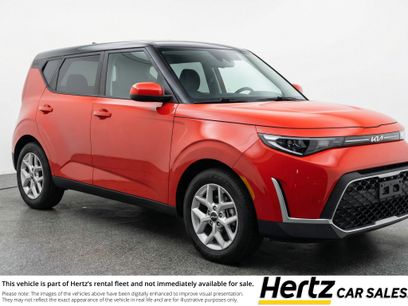 Used 2025 Kia Soul LX w/ LX Technology Package