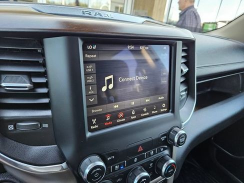 Used 2021 RAM 1500 Laramie AWD/4WD image 29