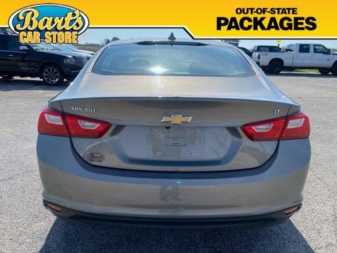 Used 2017 Chevrolet Malibu LT w/ Leather Package image 5