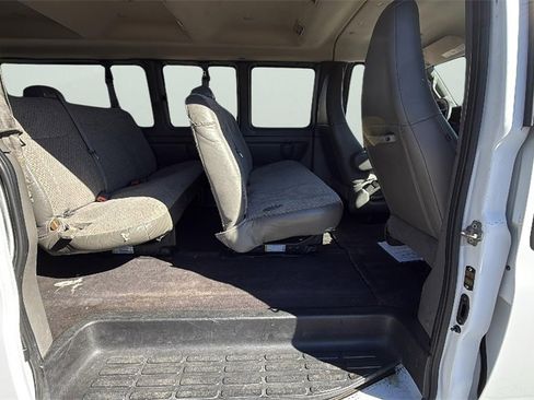Used 2019 Chevrolet Express 3500 LT w/ LT Preferred Equipment Group image 25