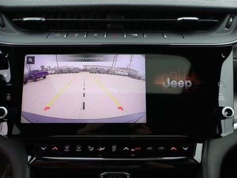 New 2026 Jeep Grand Cherokee Altitude AWD/4WD image 25