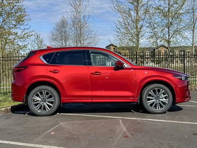 New 2025 MAZDA CX-5 Signature