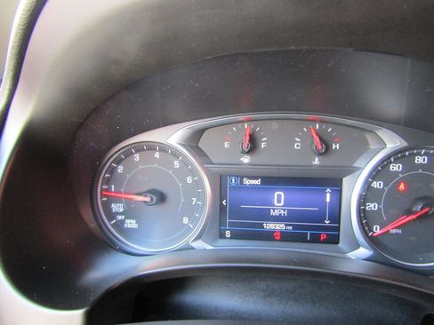Used 2020 GMC Terrain SLE FWD image 14
