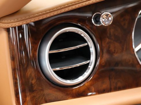 Used 2014 Bentley Flying Spur W12 AWD/4WD image 24