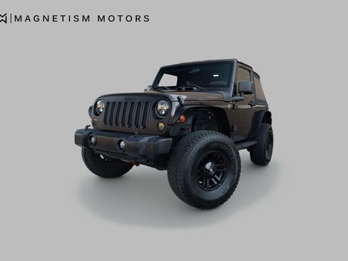 Used 2013 Jeep Wrangler Sport w/ Connectivity Group image 2