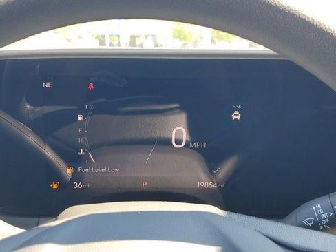 Used 2025 Buick Envista Preferred w/ Advanced Safety Package FWD image 22
