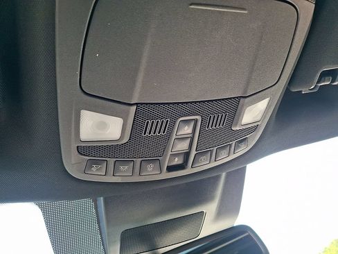 Used 2021 Ford Expedition XLT AWD/4WD image 27