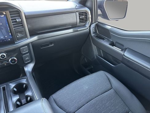 Used 2024 Ford F150 XLT w/ XLT Black Appearance Package image 15