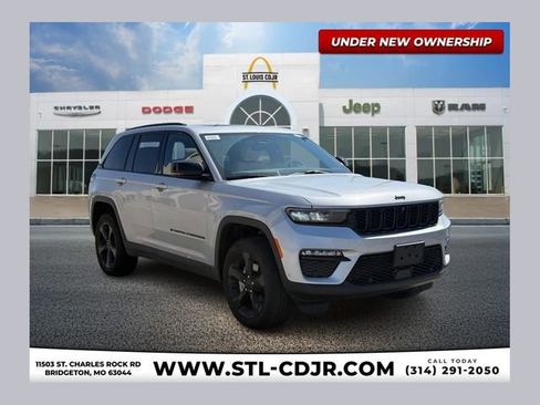New 2025 Jeep Grand Cherokee Limited w/ Luxury Tech Group II image 1