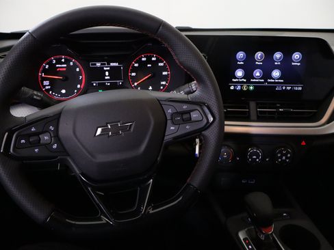 New 2026 Chevrolet Trax RS w/ Driver Confidence Package FWD image 24