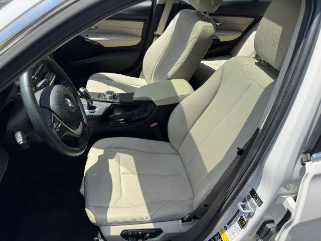 Used 2015 BMW 335i xDrive Sedan AWD/4WD image 7