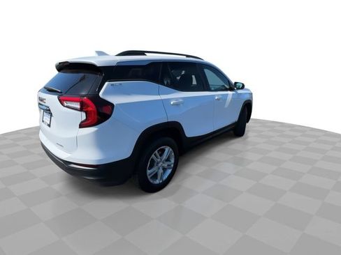 Certified 2023 GMC Terrain SLE w/ Driver Convenience Package AWD/4WD image 8