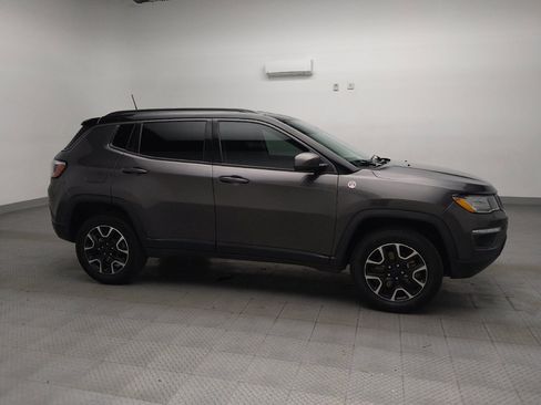 Used 2019 Jeep Compass Trailhawk image 11