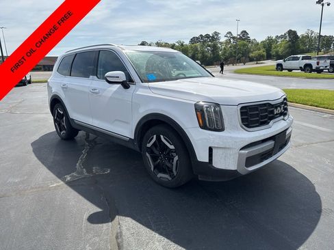 Used 2025 Kia Telluride S image 7
