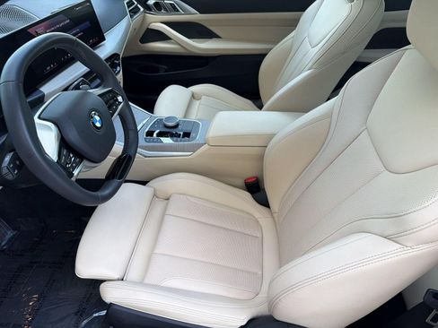 Used 2025 BMW 430i Coupe w/ Premium Package RWD image 4
