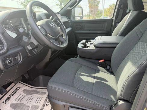New 2026 RAM 2500 Tradesman AWD/4WD image 12