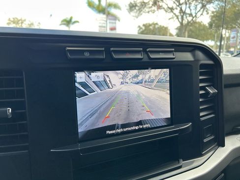 Used 2024 Ford F350 XLT image 9