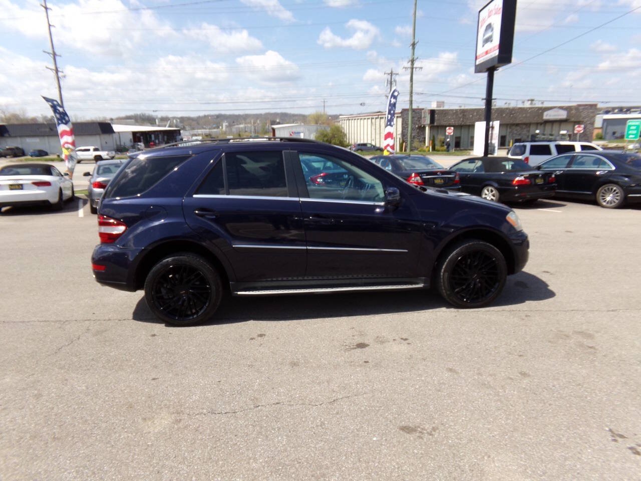 Used 2011 Mercedes-Benz ML 350 4MATIC image 4