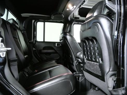 Used 2020 Jeep Gladiator Rubicon AWD/4WD image 14