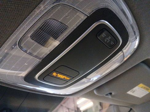 Used 2025 Hyundai Elantra Hybrid FWD image 24