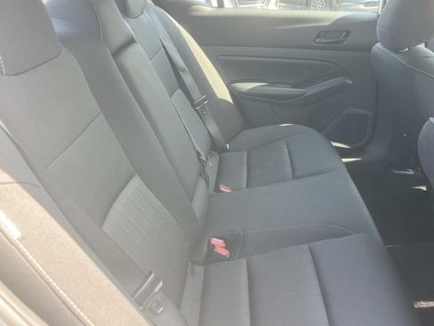 Used 2025 Nissan Altima 2.5 SV FWD image 21