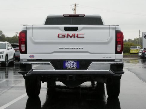 Used 2024 GMC Sierra 2500 SLE w/ SLE Convenience Package image 21