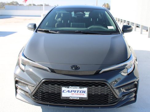 New 2026 Toyota Corolla SE image 7