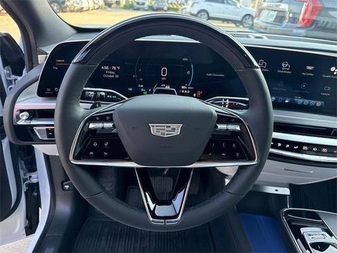 New 2026 Cadillac Lyriq Premium Luxury image 14