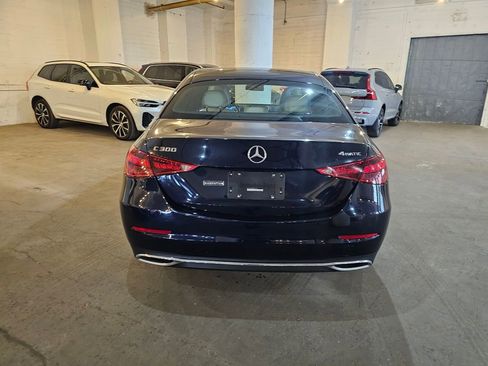 Used 2022 Mercedes-Benz C 300 4MATIC Sedan image 3