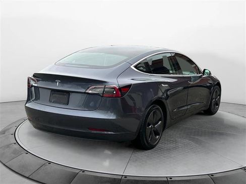 Used 2019 Tesla Model 3 Long Range image 5